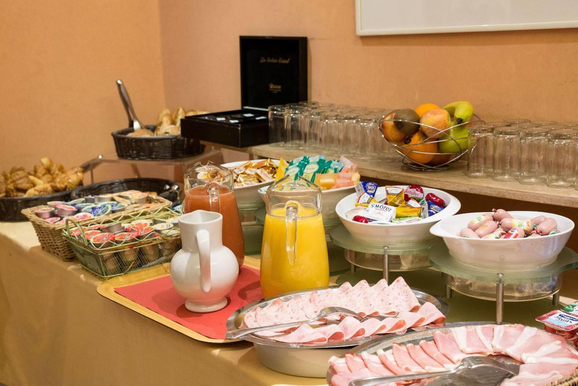 Relais Du Pre Parijs
